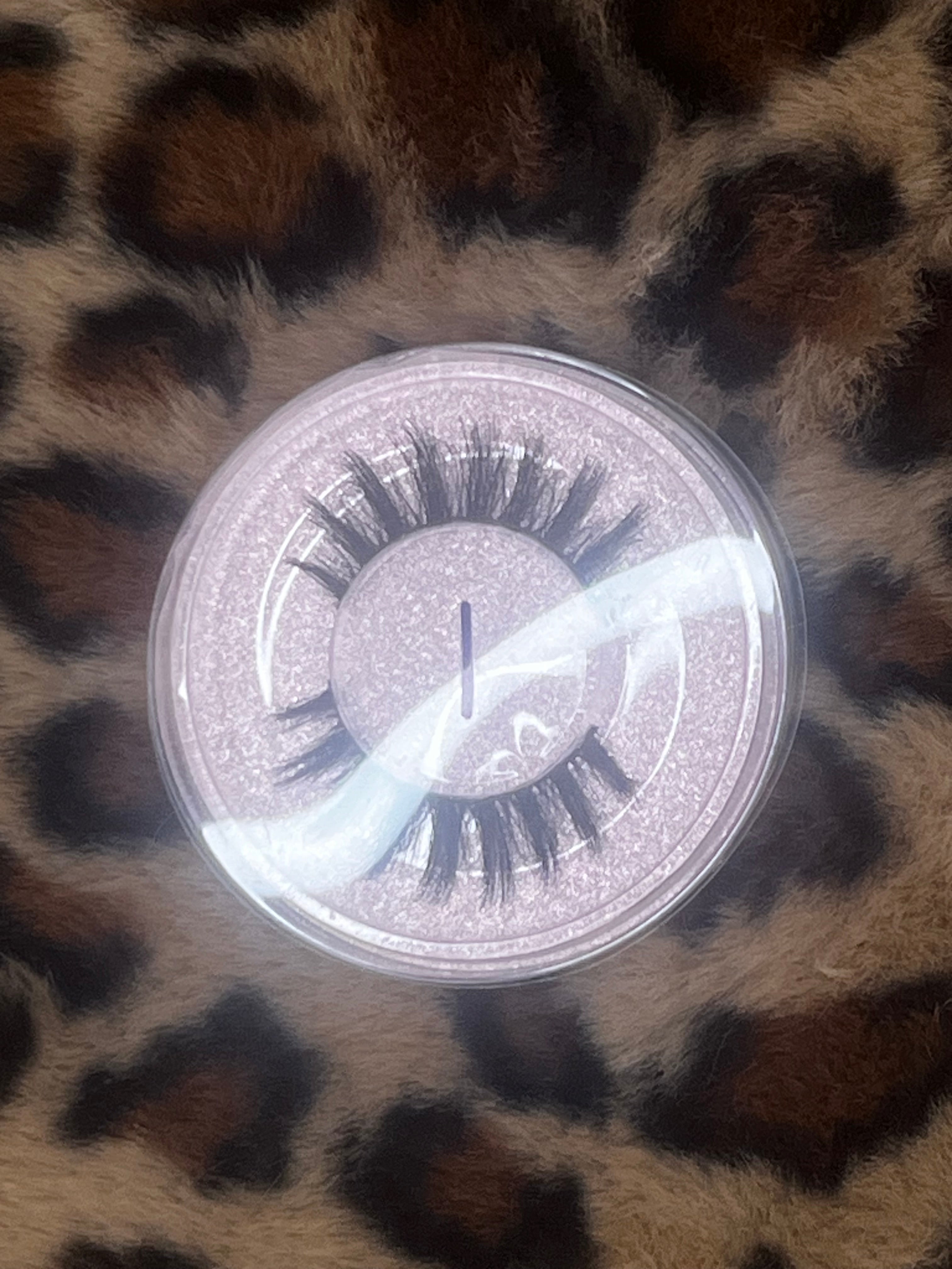 lashes 1