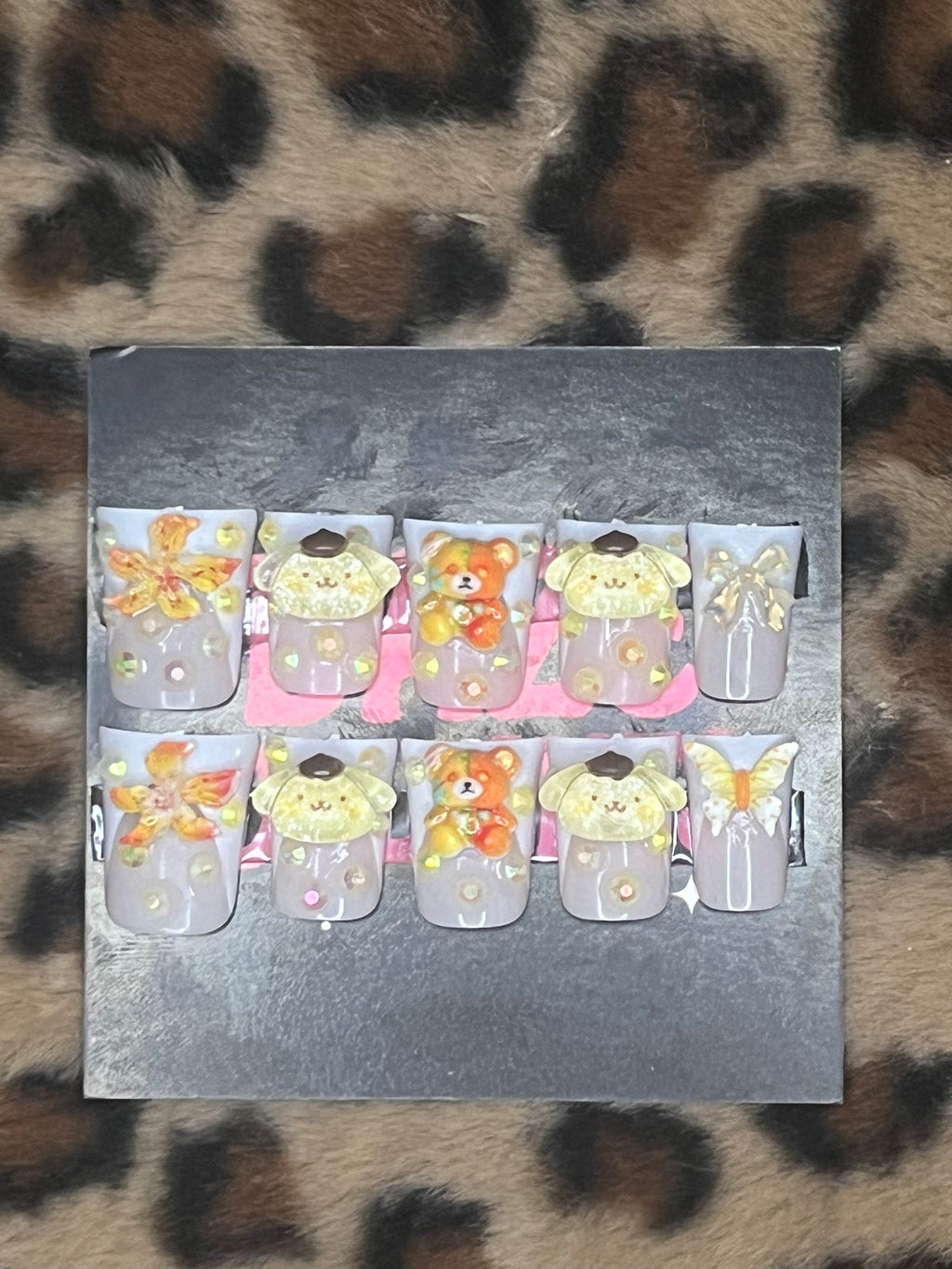 x-large yellow and orange pompompurin press on nails